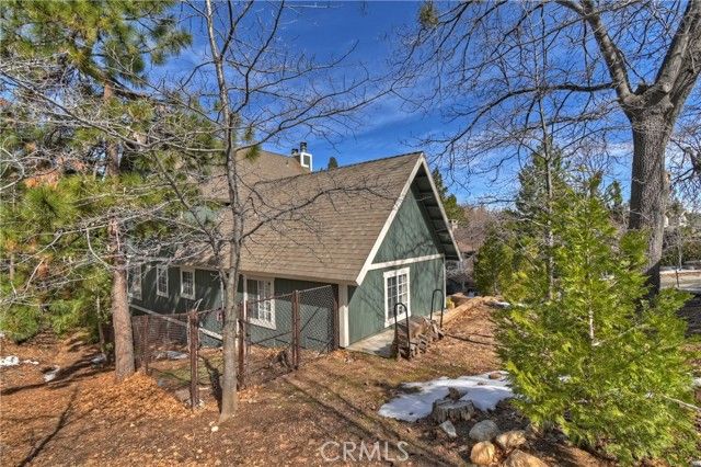 28223 North Bay, Lake Arrowhead, CA 92352