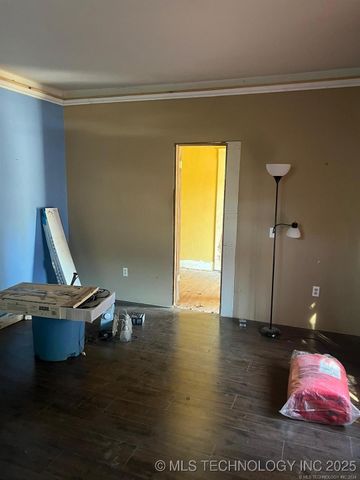 310 N Rowe, Pryor, OK 74361