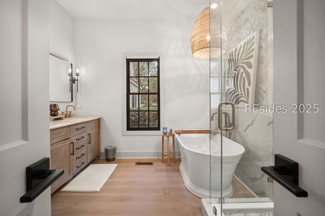 10 E Cottage Cir, Bluffton, SC 29910