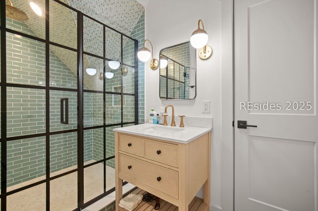 10 E Cottage Cir, Bluffton, SC 29910