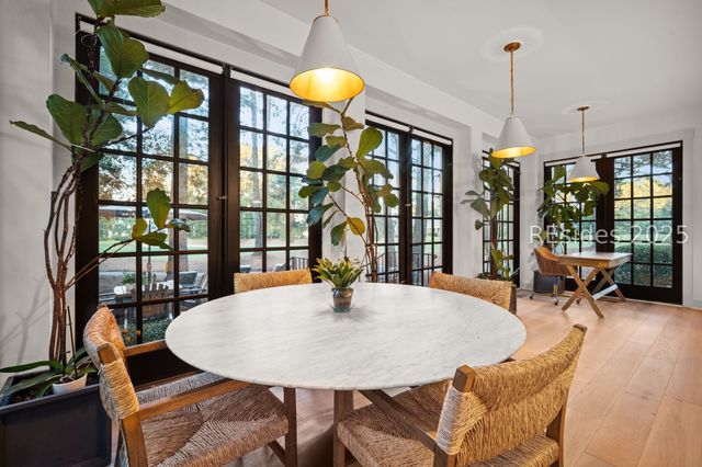 10 E Cottage Cir, Bluffton, SC 29910