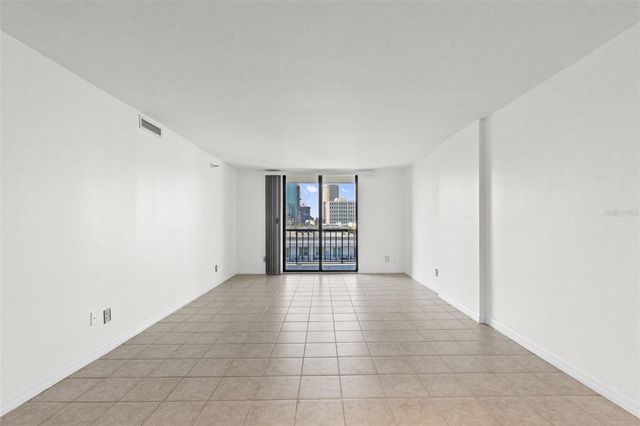 201 W LAUREL STREET 907, Tampa, FL 33602
