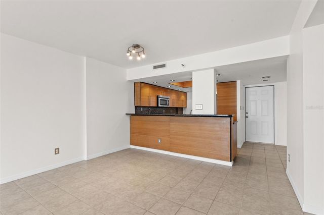201 W LAUREL STREET 907, Tampa, FL 33602