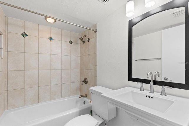 201 W LAUREL STREET 907, Tampa, FL 33602