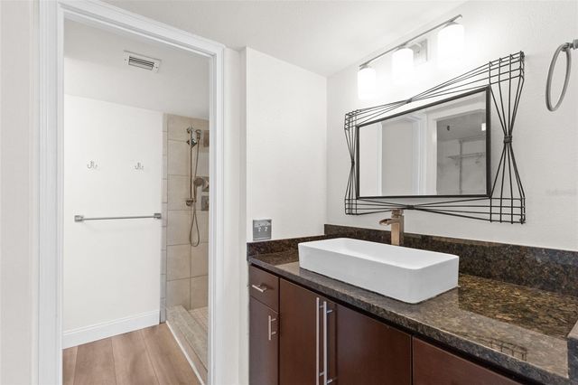 201 W LAUREL STREET 907, Tampa, FL 33602