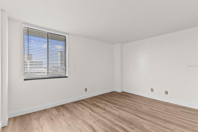 201 W LAUREL STREET 907, Tampa, FL 33602
