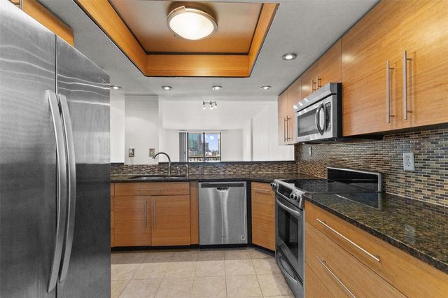 201 W LAUREL STREET 907, Tampa, FL 33602