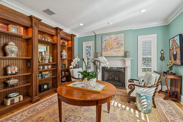 4909 W SPRING LAKE DRIVE, Tampa, FL 33629