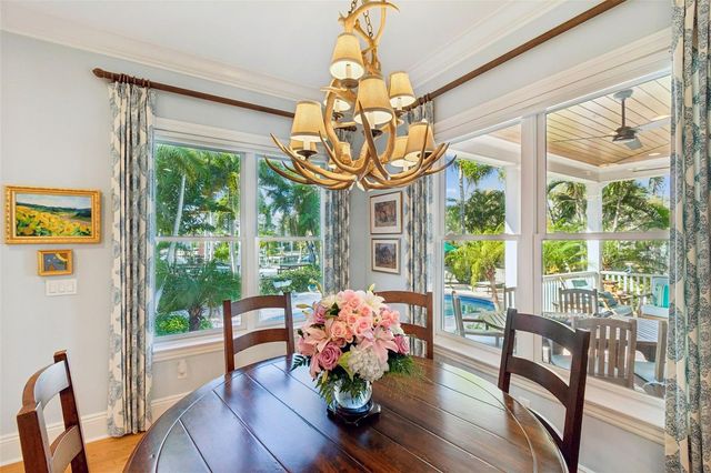 4909 W SPRING LAKE DRIVE, Tampa, FL 33629