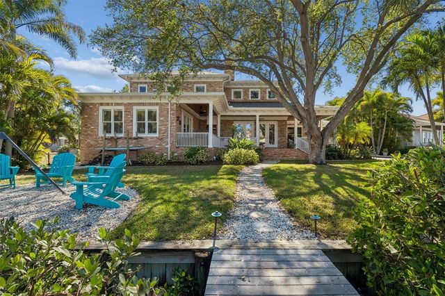 4909 W SPRING LAKE DRIVE, Tampa, FL 33629