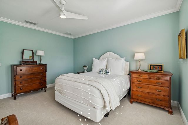 4909 W SPRING LAKE DRIVE, Tampa, FL 33629