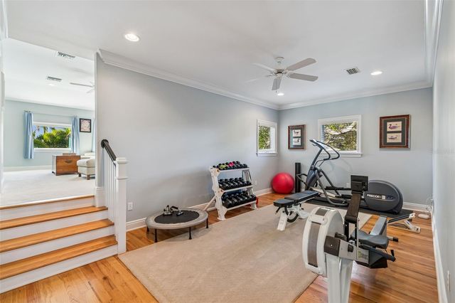 4909 W SPRING LAKE DRIVE, Tampa, FL 33629