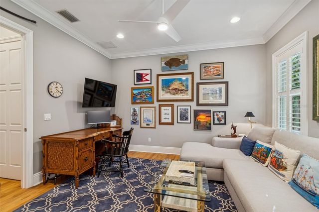 4909 W SPRING LAKE DRIVE, Tampa, FL 33629