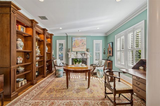 4909 W SPRING LAKE DRIVE, Tampa, FL 33629