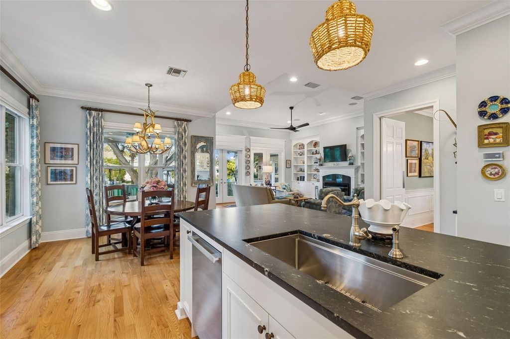 Image 16 of property listing at 4909 W SPRING LAKE DRIVE, Tampa, FL 33629