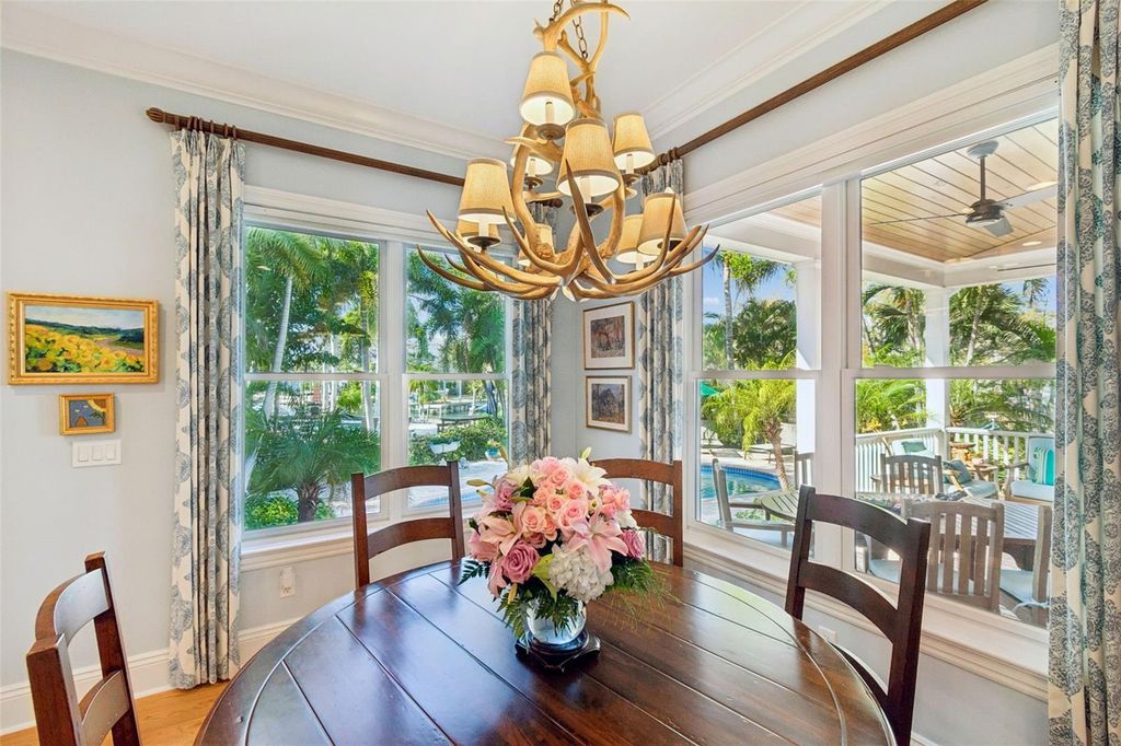 Image 21 of property listing at 4909 W SPRING LAKE DRIVE, Tampa, FL 33629