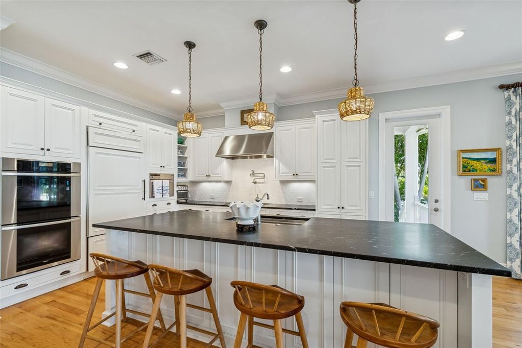 Image 23 of property listing at 4909 W SPRING LAKE DRIVE, Tampa, FL 33629