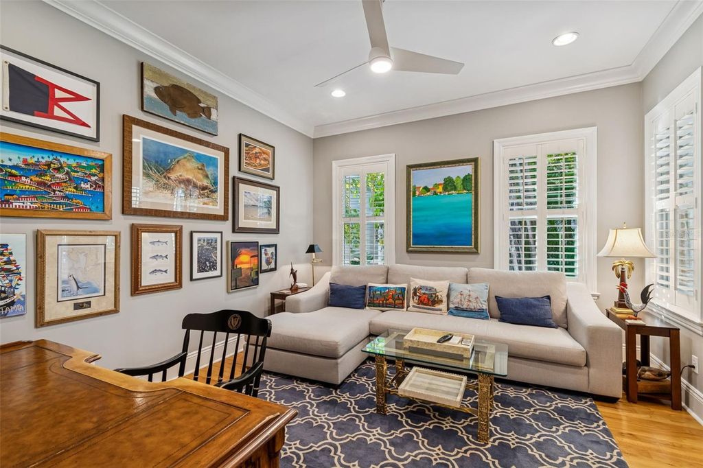 Image 67 of property listing at 4909 W SPRING LAKE DRIVE, Tampa, FL 33629