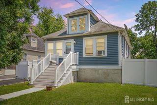 1853 W 5th Street W, Piscataway, NJ 08854