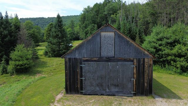 820 Texas Hill Road, Huntington, VT 05462
