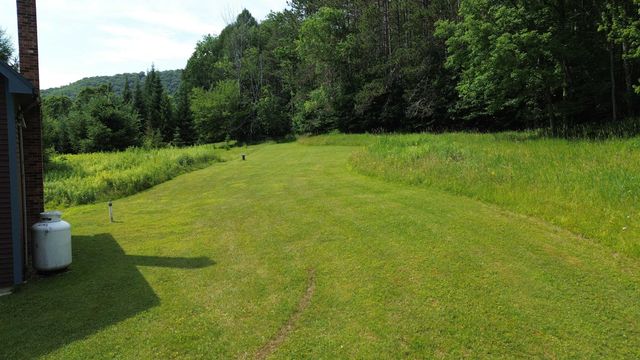 820 Texas Hill Road, Huntington, VT 05462