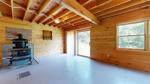 820 Texas Hill Road, Huntington, VT 05462