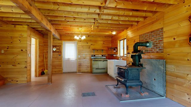820 Texas Hill Road, Huntington, VT 05462