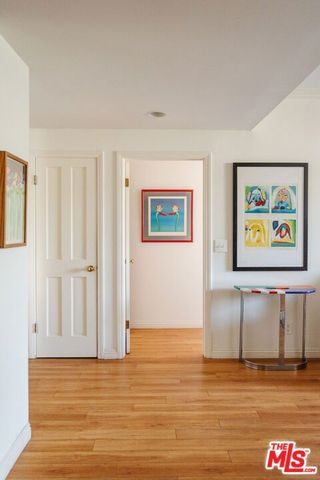 10336 Almayo Avenue 302, Los Angeles, CA 90064
