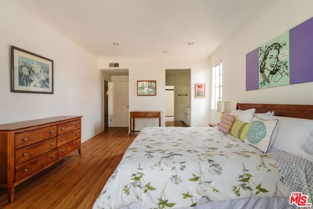 10336 Almayo Avenue 302, Los Angeles, CA 90064