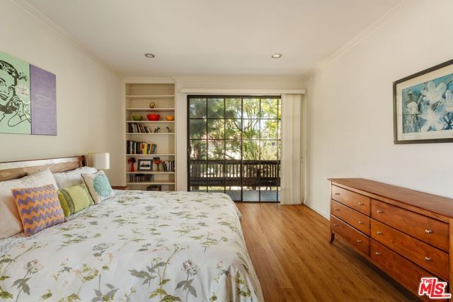 10336 Almayo Avenue 302, Los Angeles, CA 90064