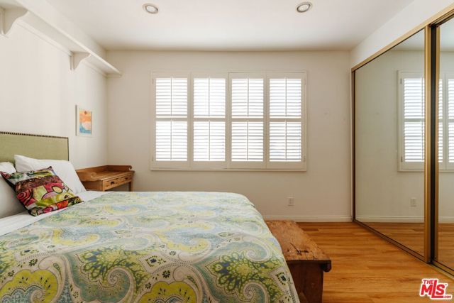 10336 Almayo Avenue 302, Los Angeles, CA 90064