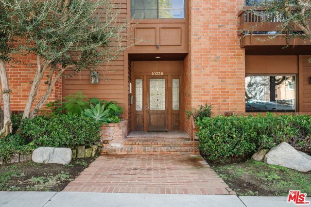 10336 Almayo Avenue 302, Los Angeles, CA 90064