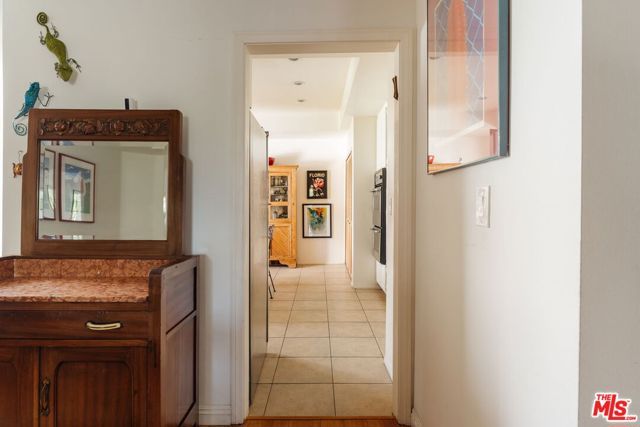 10336 Almayo Avenue 302, Los Angeles, CA 90064