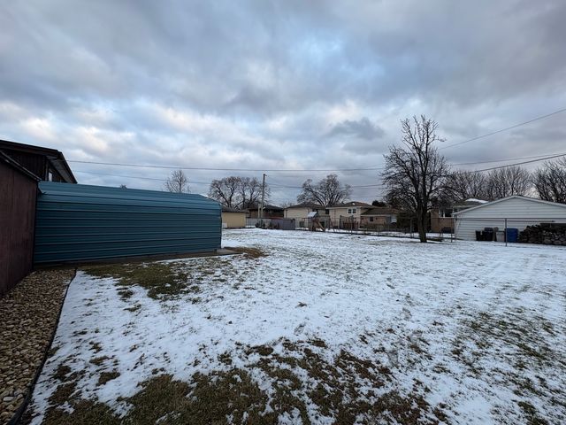 4937 W 85th Place, Burbank, IL 60459