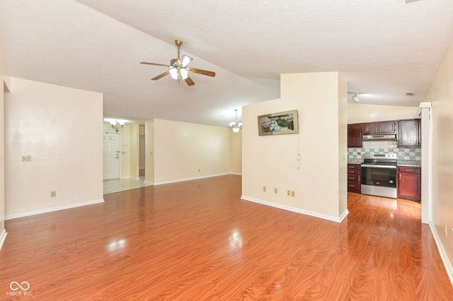 5831 Brobeck Lane, Indianapolis, IN 46254