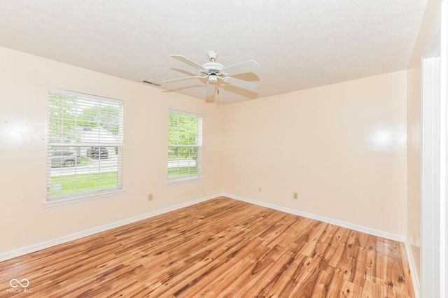 5831 Brobeck Lane, Indianapolis, IN 46254