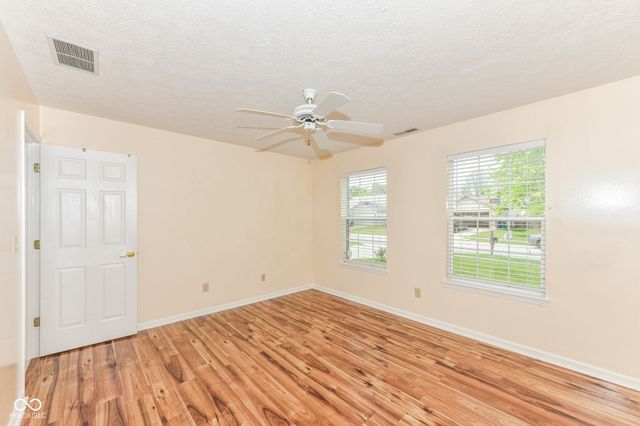 5831 Brobeck Lane, Indianapolis, IN 46254