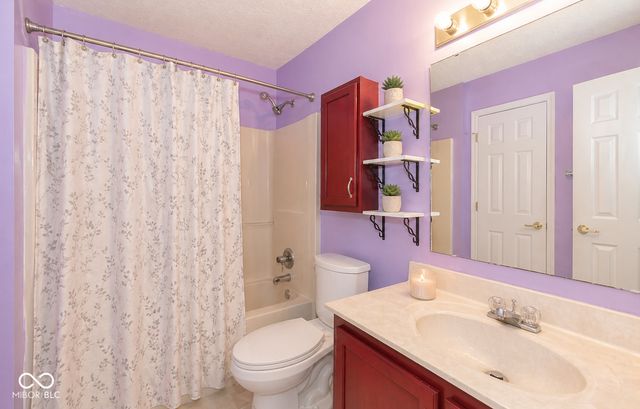 5831 Brobeck Lane, Indianapolis, IN 46254