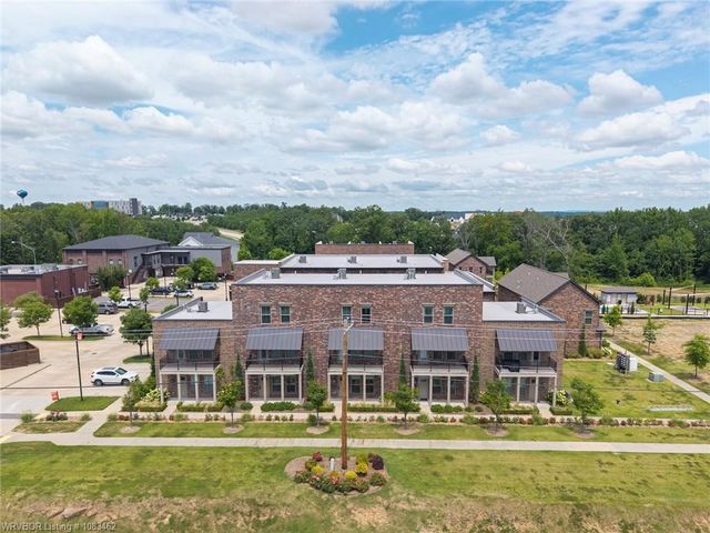 9223 RA Young Jr Drive, Fort Smith, AR 72916