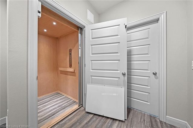 9223 RA Young Jr Drive, Fort Smith, AR 72916