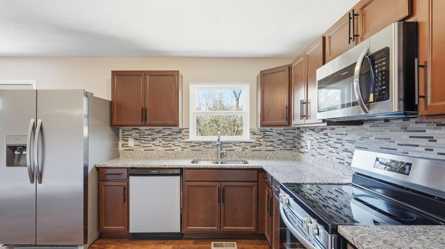 4011 Shady Oak Drive, Ooltewah, TN 37363