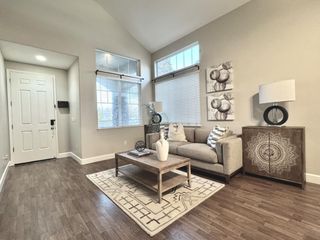 1497 Greenbrier Rd, West Sacramento, CA 95691