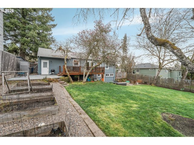 5921 Sw 45TH Ave, Portland, OR 97221