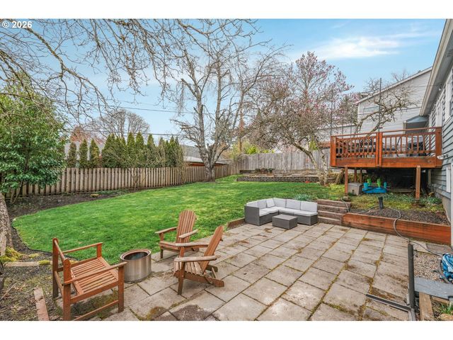 5921 Sw 45TH Ave, Portland, OR 97221