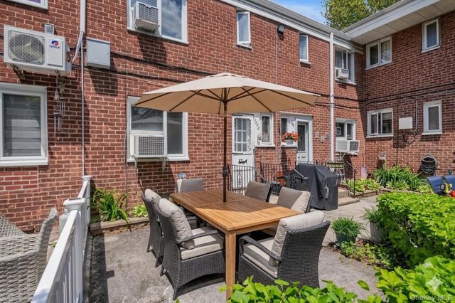 13-52 Bell Boulevard 215, Bayside, NY 11360