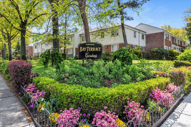 13-52 Bell Boulevard 215, Bayside, NY 11360