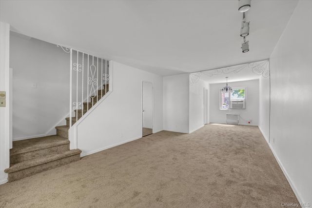 13-52 Bell Boulevard 215, Bayside, NY 11360