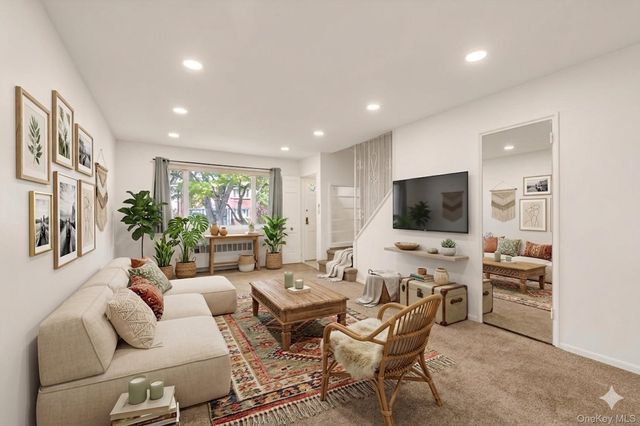 13-52 Bell Boulevard 215, Bayside, NY 11360