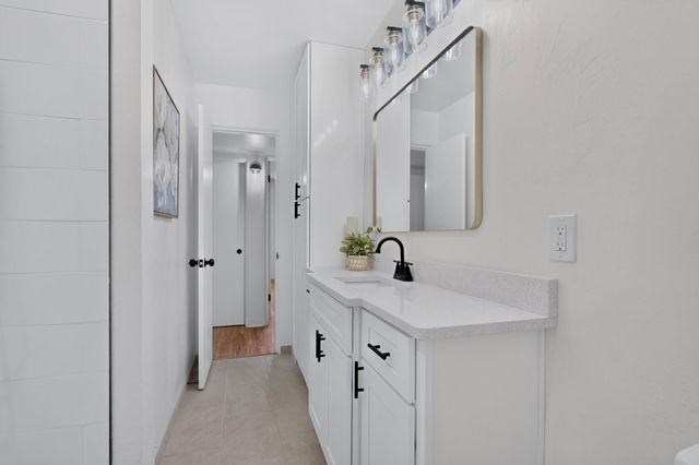 1305 Chama Street NE, Albuquerque, NM 87110