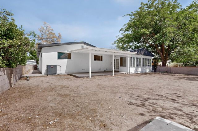 1305 Chama Street NE, Albuquerque, NM 87110